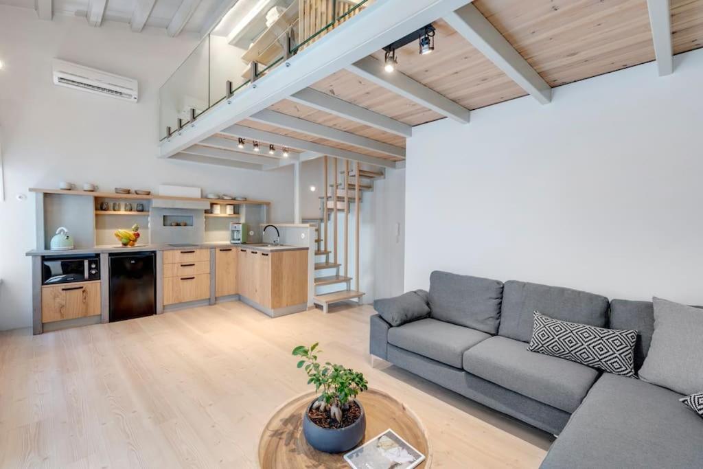 Apartamento Nomade Vibrant Living Loft Ermoupoli Exterior foto